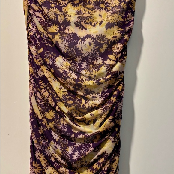 SOLD Floral Ruched Pencil Fully Lined Skirt by Anthropologie - Picture 2 of 4